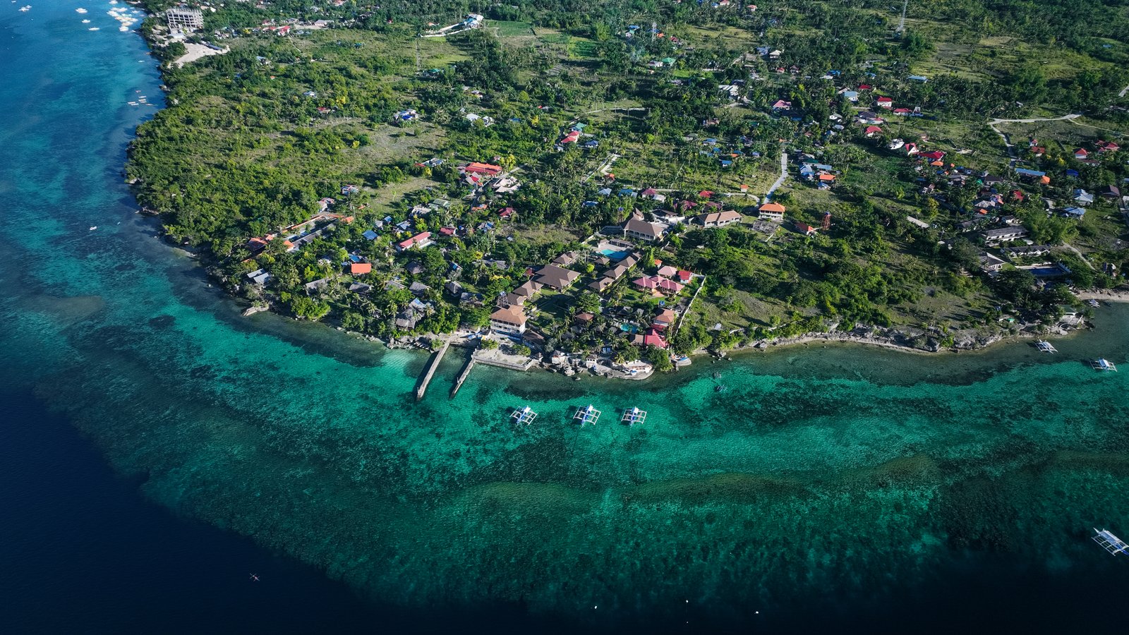 Top 10 Cebuano Bisaya songs good to listen while traveling.